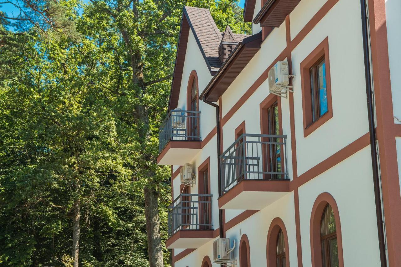 Мисливець В Комплексі "Сокіл" Hotel Susk Eksteriør billede
