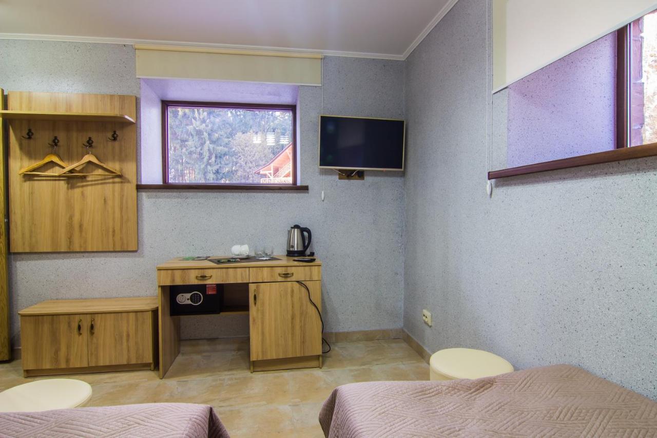 Мисливець В Комплексі "Сокіл" Hotel Susk Eksteriør billede