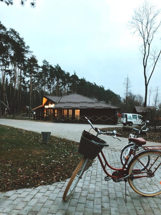 Мисливець В Комплексі "Сокіл" Hotel Susk Eksteriør billede