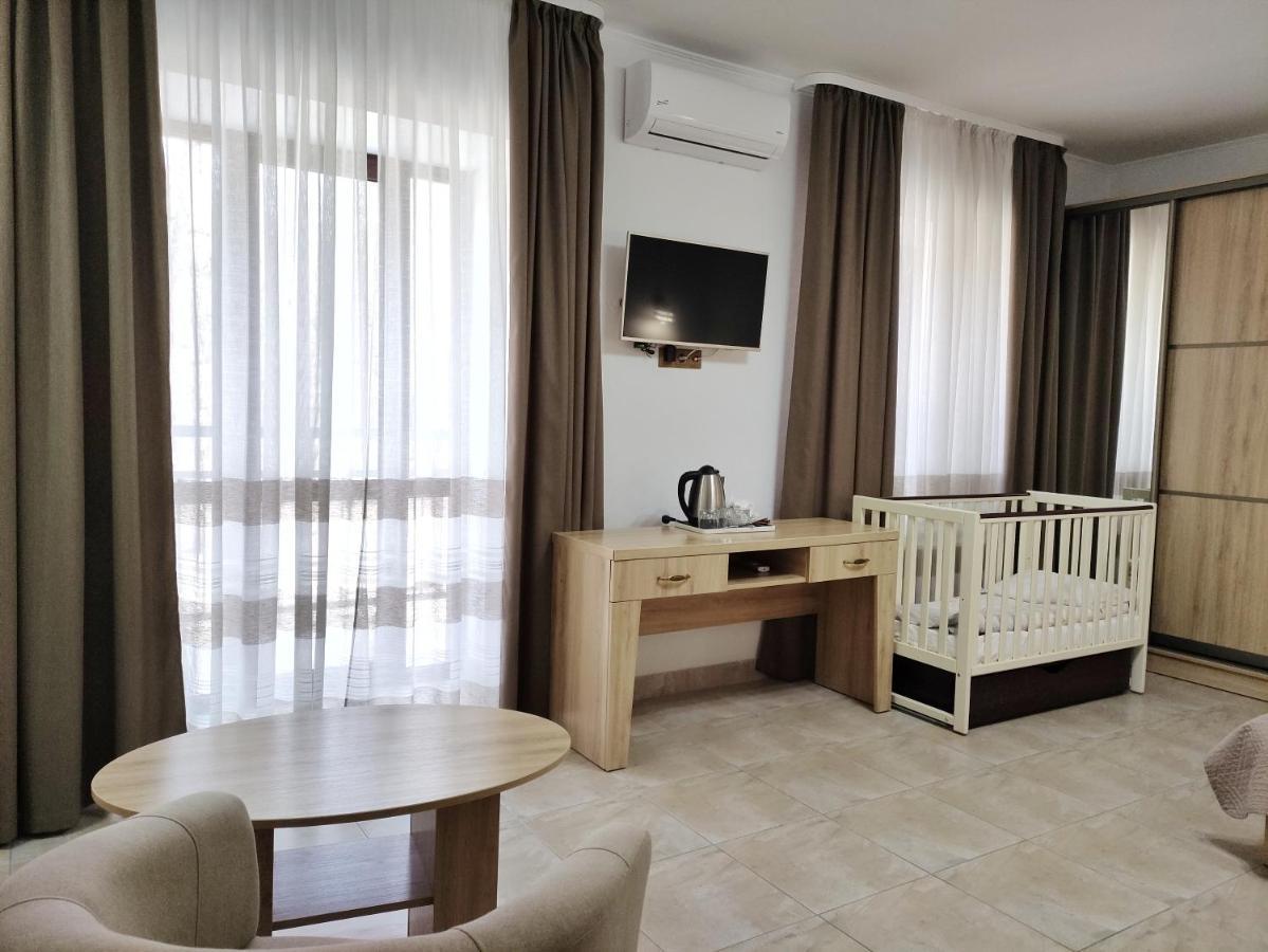 Мисливець В Комплексі "Сокіл" Hotel Susk Eksteriør billede